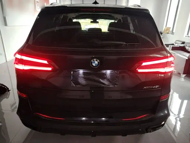 BMW X5 — Фото автомобиля 5