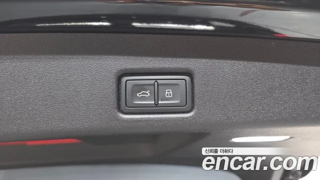 Audi Q5 45 TFSI quattro S Line — Фото автомобиля 30