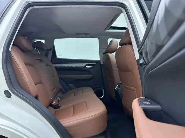 Geely Vision X6 — Фото автомобиля 10