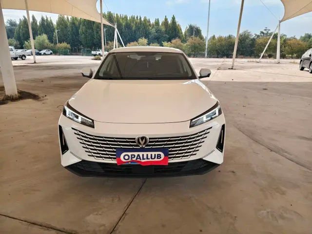 Changan Lamore — Фото автомобиля 2