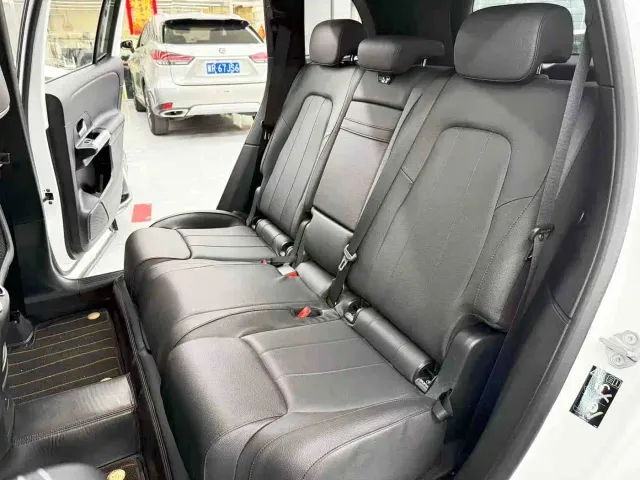 Mercedes-Benz GLB-Class — Фото автомобиля 15