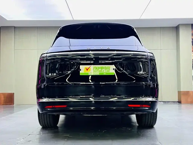 Aito M7 — Фото автомобиля 5