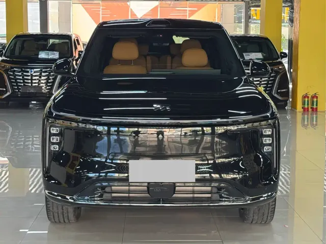 IM Motors LS8 — Фото автомобиля 2