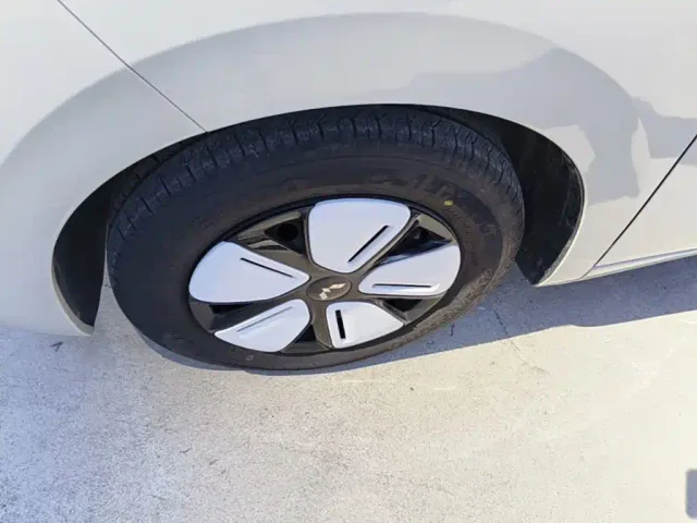 Wuling Hongguang Mini EV — Фото автомобиля 22