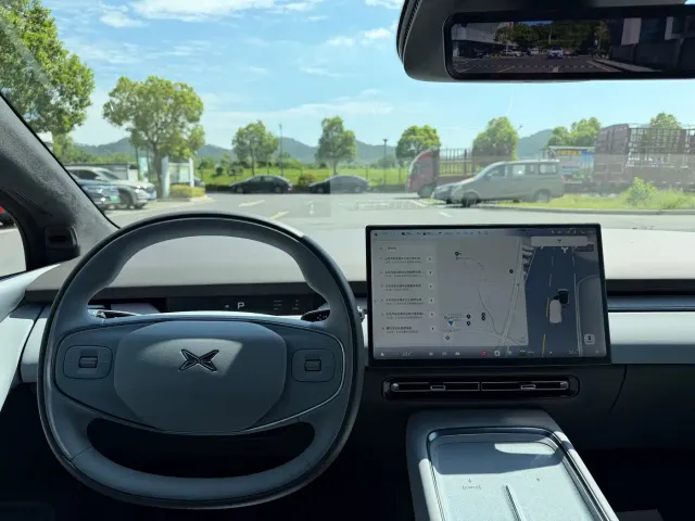 XPeng XPeng P7+ 2025 Extended Range — Фото автомобиля 10