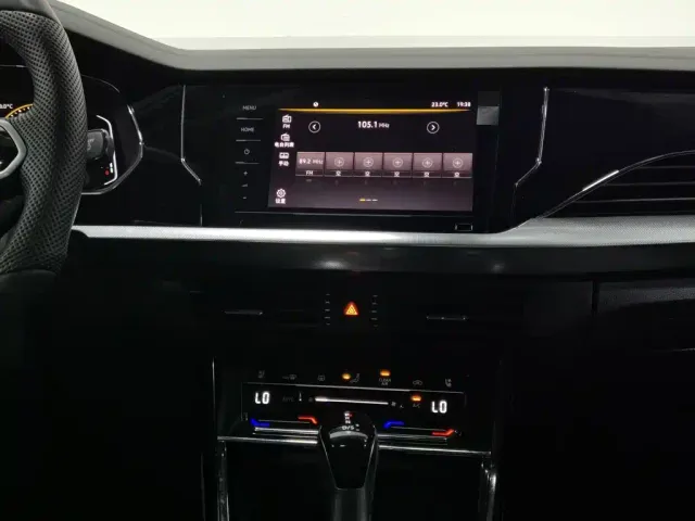 Volkswagen Passat — Фото автомобиля 12