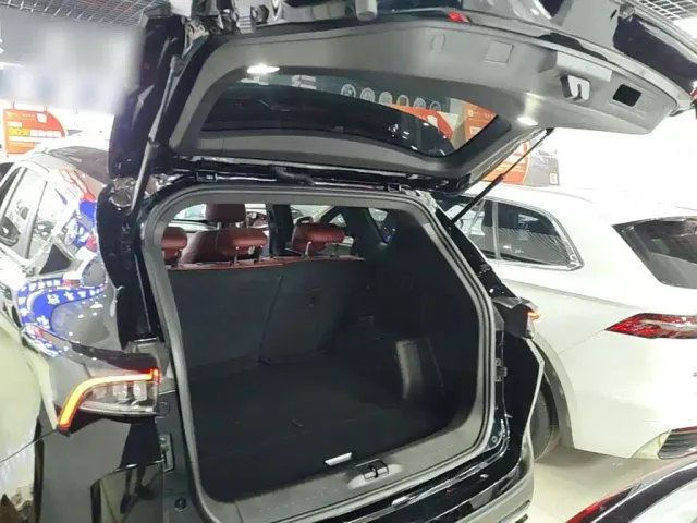 Jetour X70 Plus — Фото автомобиля 18