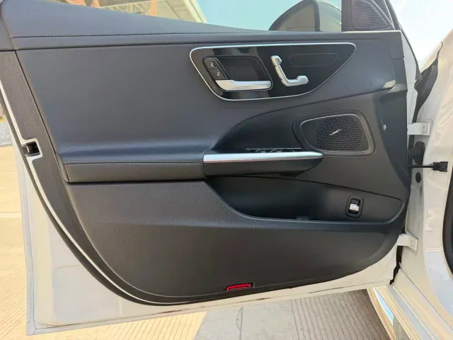 Mercedes-Benz C-Class — Фото автомобиля 7