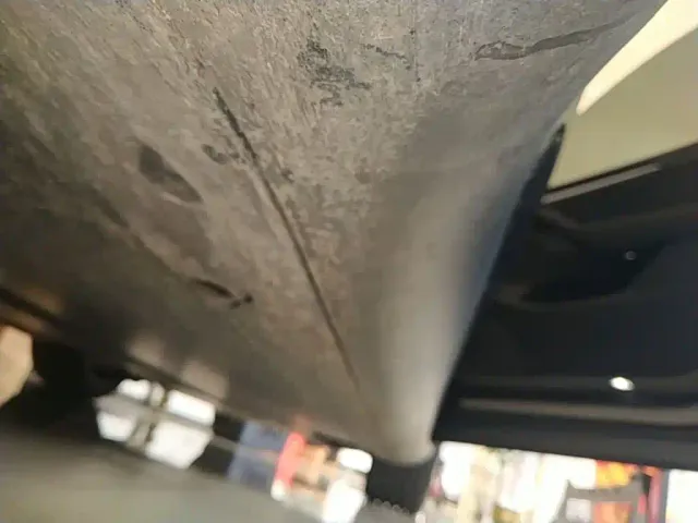 Tesla Model Y — Фото автомобиля 20