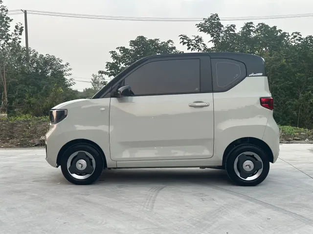 Wuling Hongguang Mini EV — Фото автомобиля 3