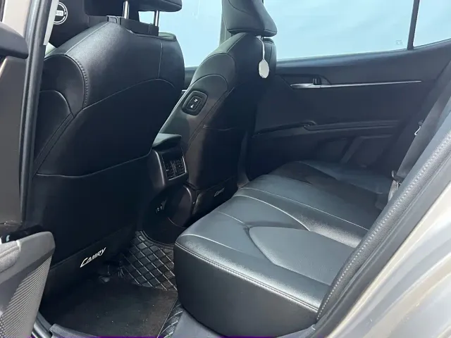 Toyota Camry — Фото автомобиля 14
