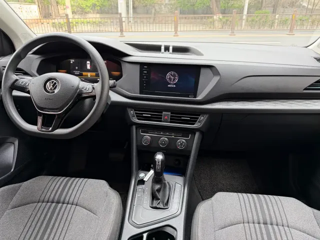 Volkswagen Tharu — Фото автомобиля 7