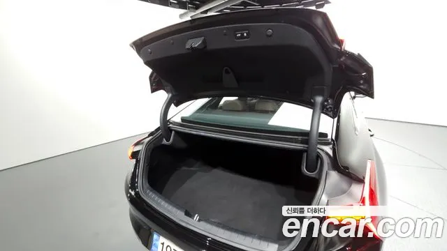 Kia K8 Hybrid — Фото автомобиля 20