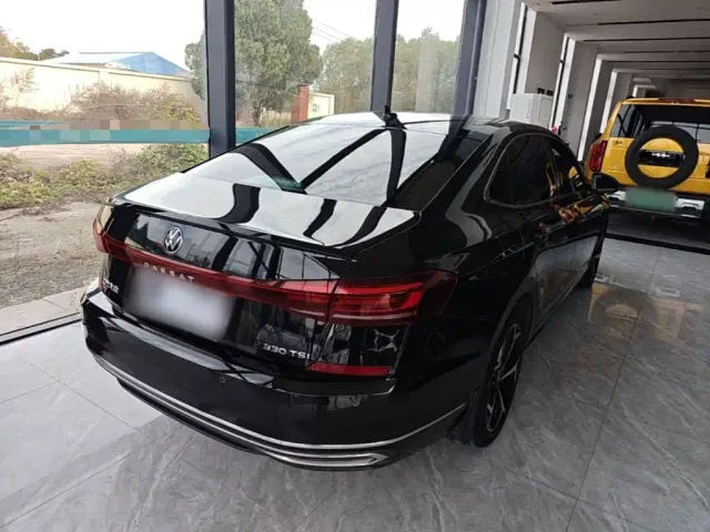 Volkswagen Passat — Фото автомобиля 6