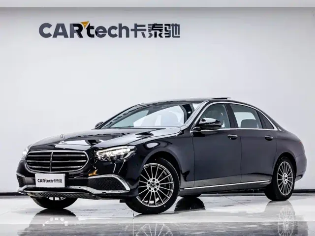 Фотография автомобиля — Mercedes-Benz E-Class