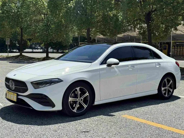 Mercedes-Benz A-Class — Фото автомобиля 2