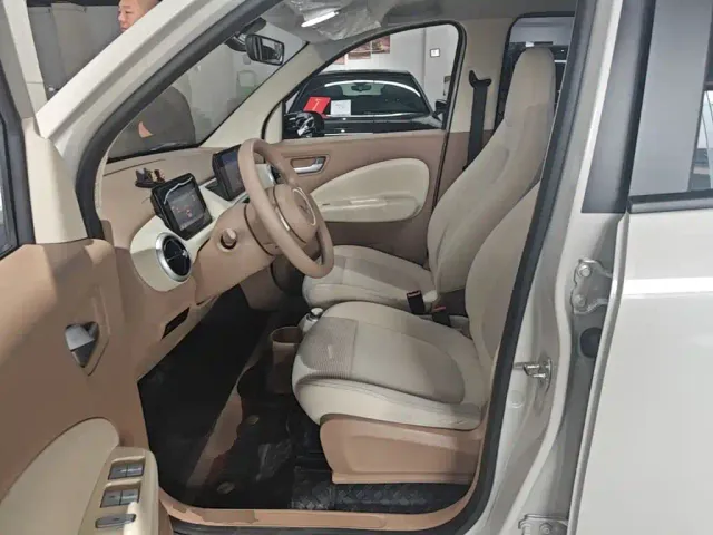 Wuling Hongguang Mini EV — Фото автомобиля 14
