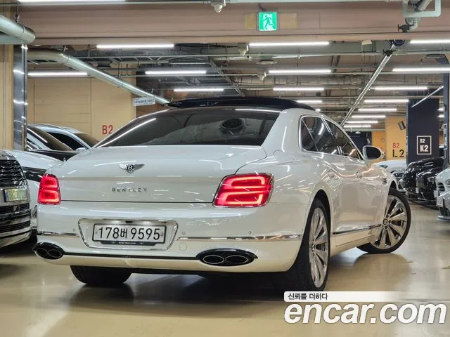 Bentley Flying Spur Flying Spur 3 поколение — Фото автомобиля 4