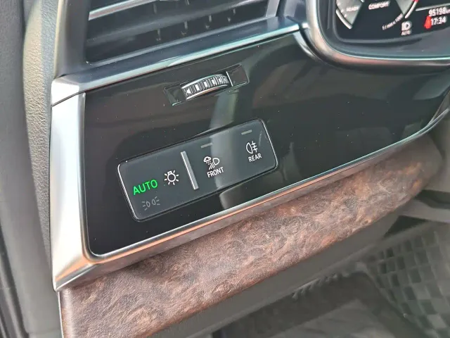 Audi Q7 — Фото автомобиля 17