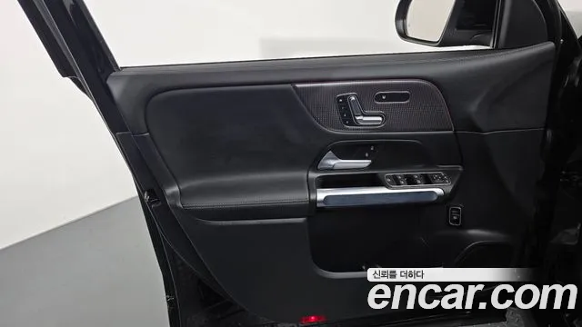 Mercedes-Benz EQB X243 — Фото автомобиля 13