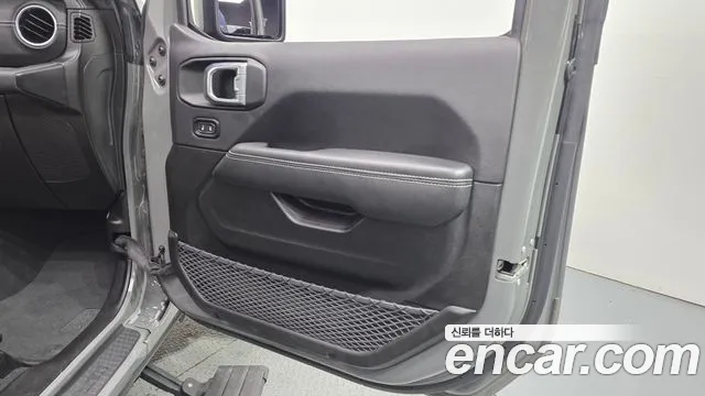 Jeep Wrangler Wrangler (JL) — Фото автомобиля 22