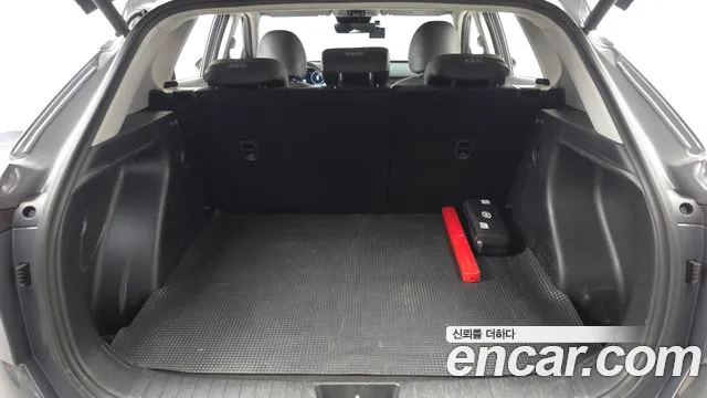 Hyundai Kona — Фото автомобиля 17