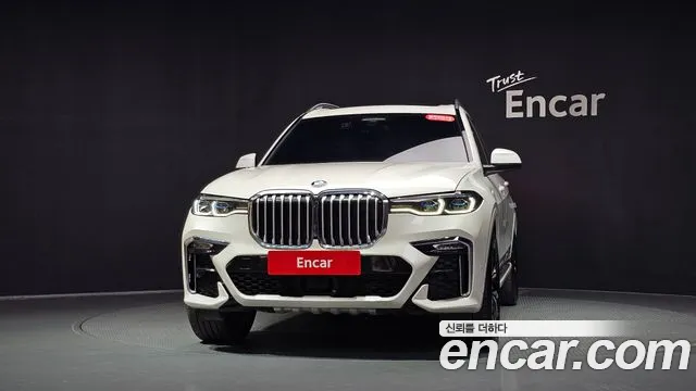 BMW X7 G07 — Фото автомобиля 2
