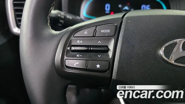 Hyundai Venue Venue 1.6 Premium — Фото автомобиля 28