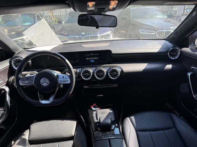Mercedes-Benz A-Class — Фото автомобиля 26