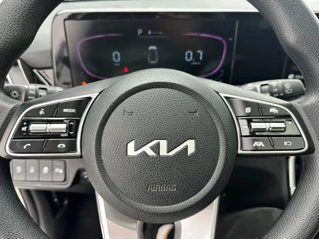 Kia Seltos — Фото автомобиля 12
