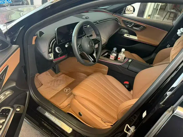 Mercedes-Benz E-Class — Фото автомобиля 2
