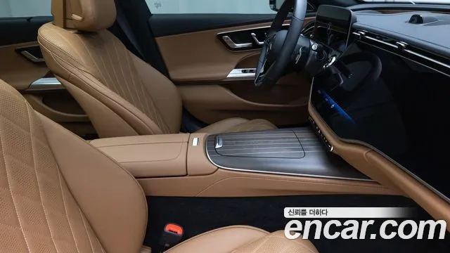 Mercedes-Benz E-Class W214 — Фото автомобиля 18