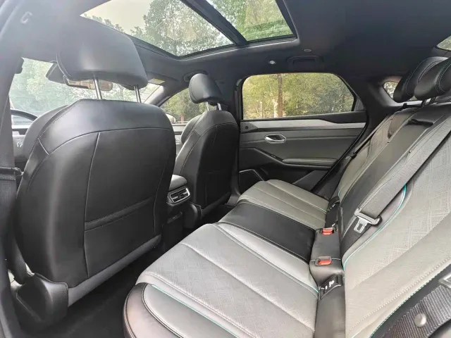 BYD Qin L — Фото автомобиля 4