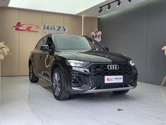 Audi Q5L — Фото автомобиля 3