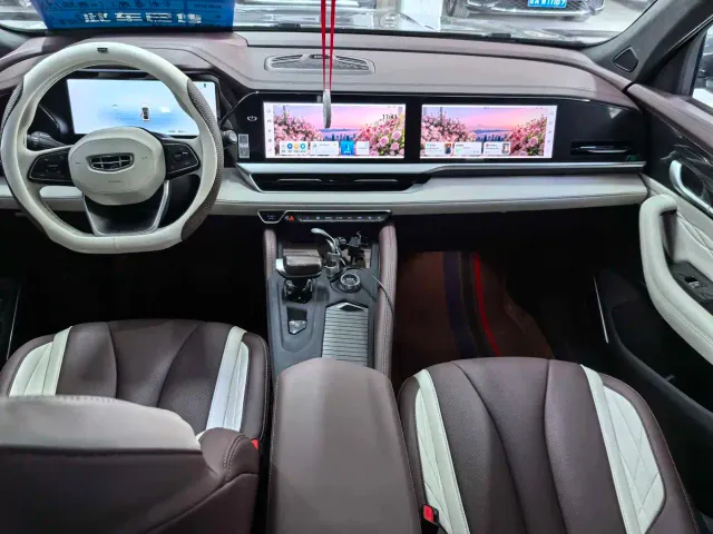 Geely Xingyue L — Фото автомобиля 11