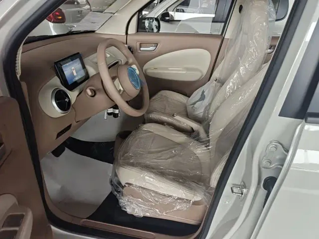 Wuling Hongguang Mini EV — Фото автомобиля 14