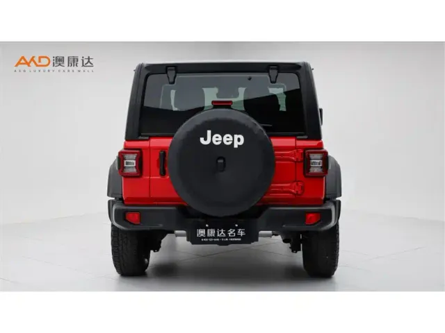 Jeep Wrangler — Фото автомобиля 4