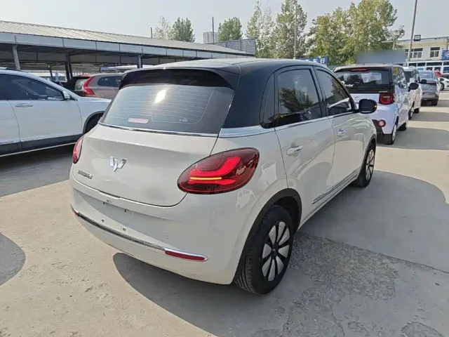 Wuling Bingo — Фото автомобиля 6