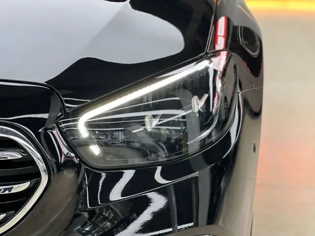 Mercedes-Benz E-Class — Фото автомобиля 17