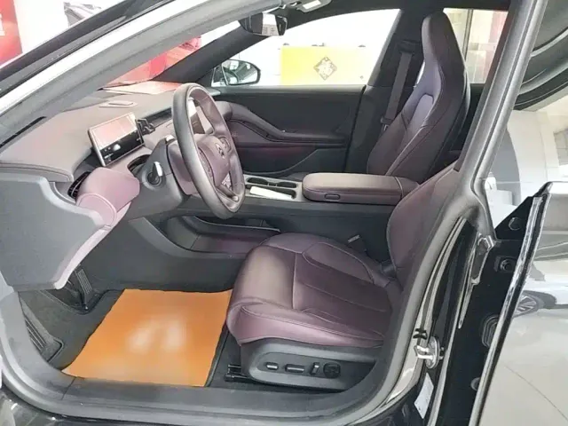 Nio ET5 Touring — Фото автомобиля 14