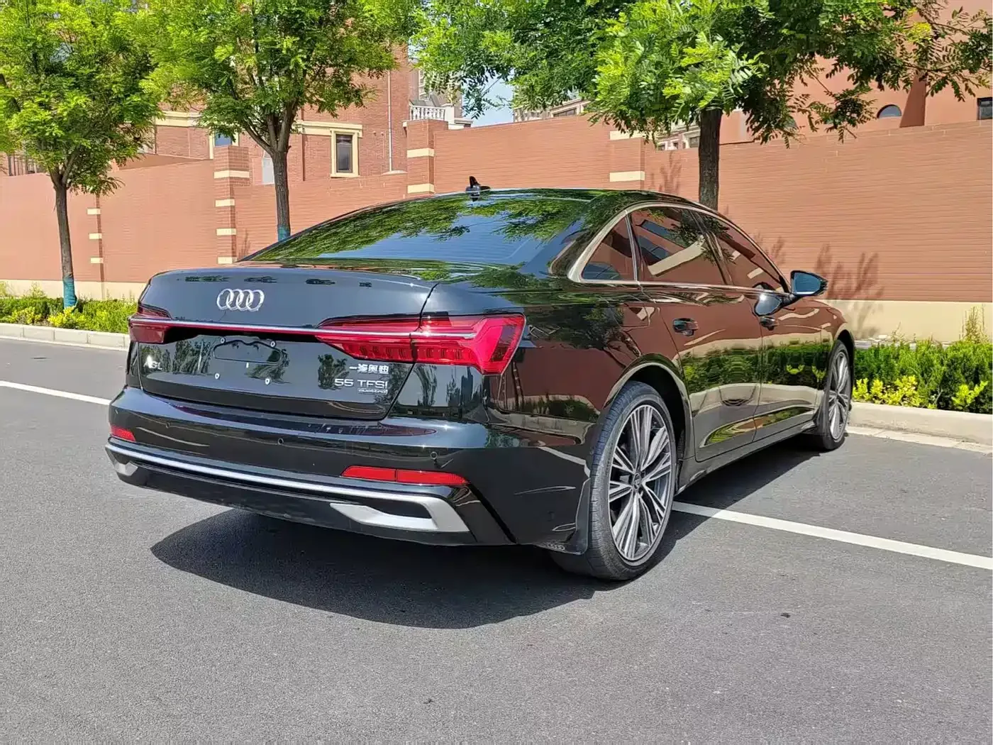 Audi Audi A6L 2025 45 TFSI quattro Exclusive Sport — Фото автомобиля 7