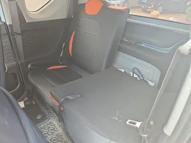 Wuling Hongguang Mini EV — Фото автомобиля 18