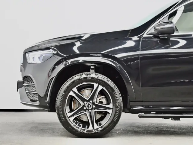 Mercedes-Benz GLE-Class — Фото автомобиля 25