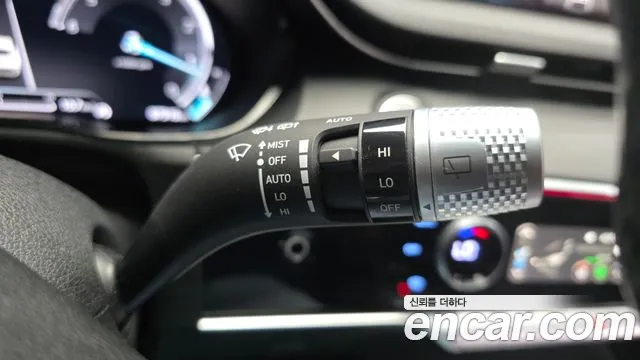 Genesis GV70 2.2 Дизель AWD — Фото автомобиля 25