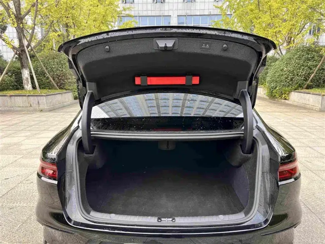 BYD Han — Фото автомобиля 15
