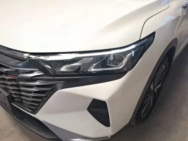 Dongfeng Fengshen AX7 — Фото автомобиля 23