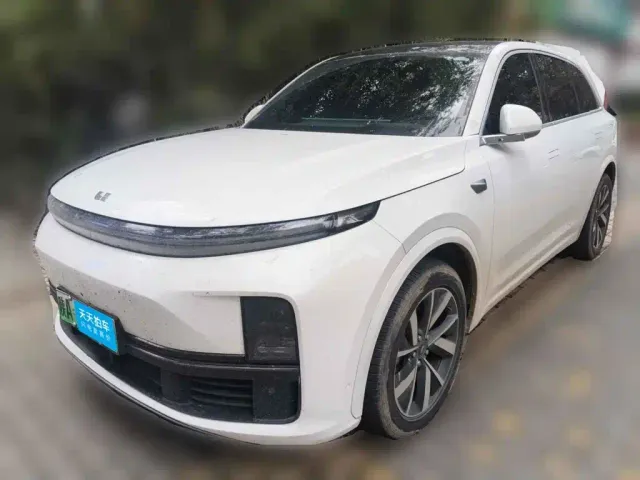 Фотография автомобиля — Li Auto L7