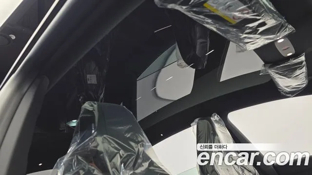 Tesla Model Y — Фото автомобиля 25
