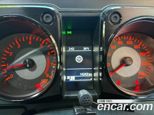 Suzuki Jimny — Фото автомобиля 7