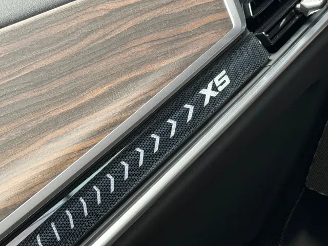 BMW X5 — Фото автомобиля 12